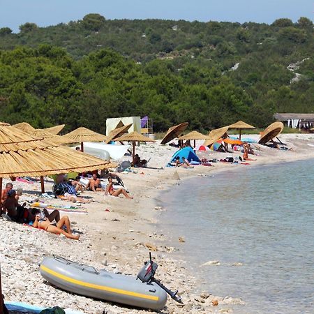 Apartments With A Parking Space Sali, Dugi Otok - 8136 Екстер'єр фото