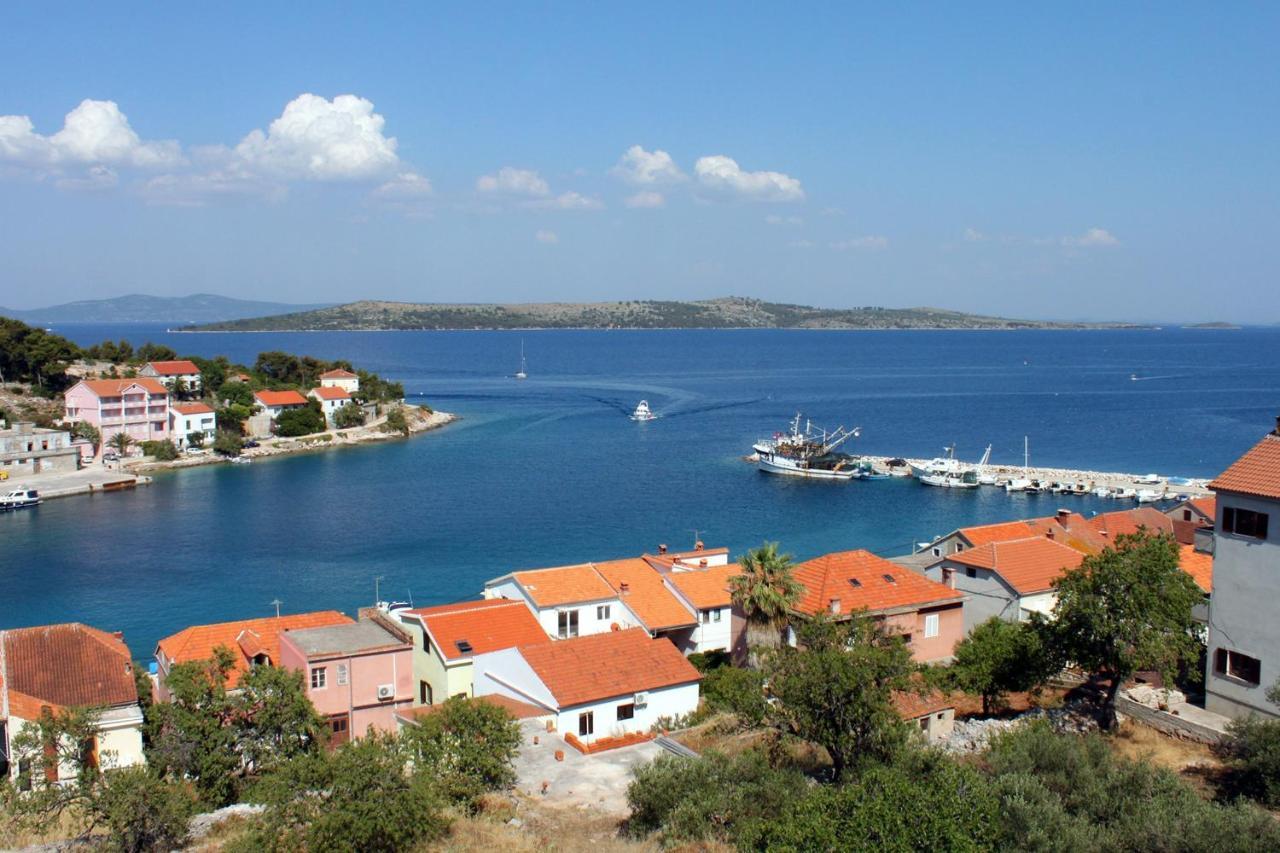 Apartments With A Parking Space Sali, Dugi Otok - 8136 Екстер'єр фото