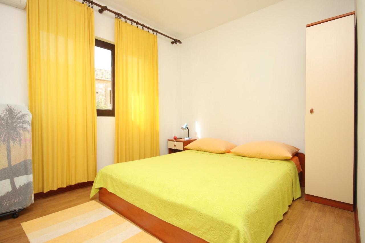 Apartments With A Parking Space Sali, Dugi Otok - 8136 Екстер'єр фото
