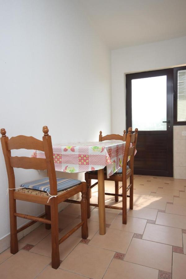 Apartments With A Parking Space Sali, Dugi Otok - 8136 Екстер'єр фото