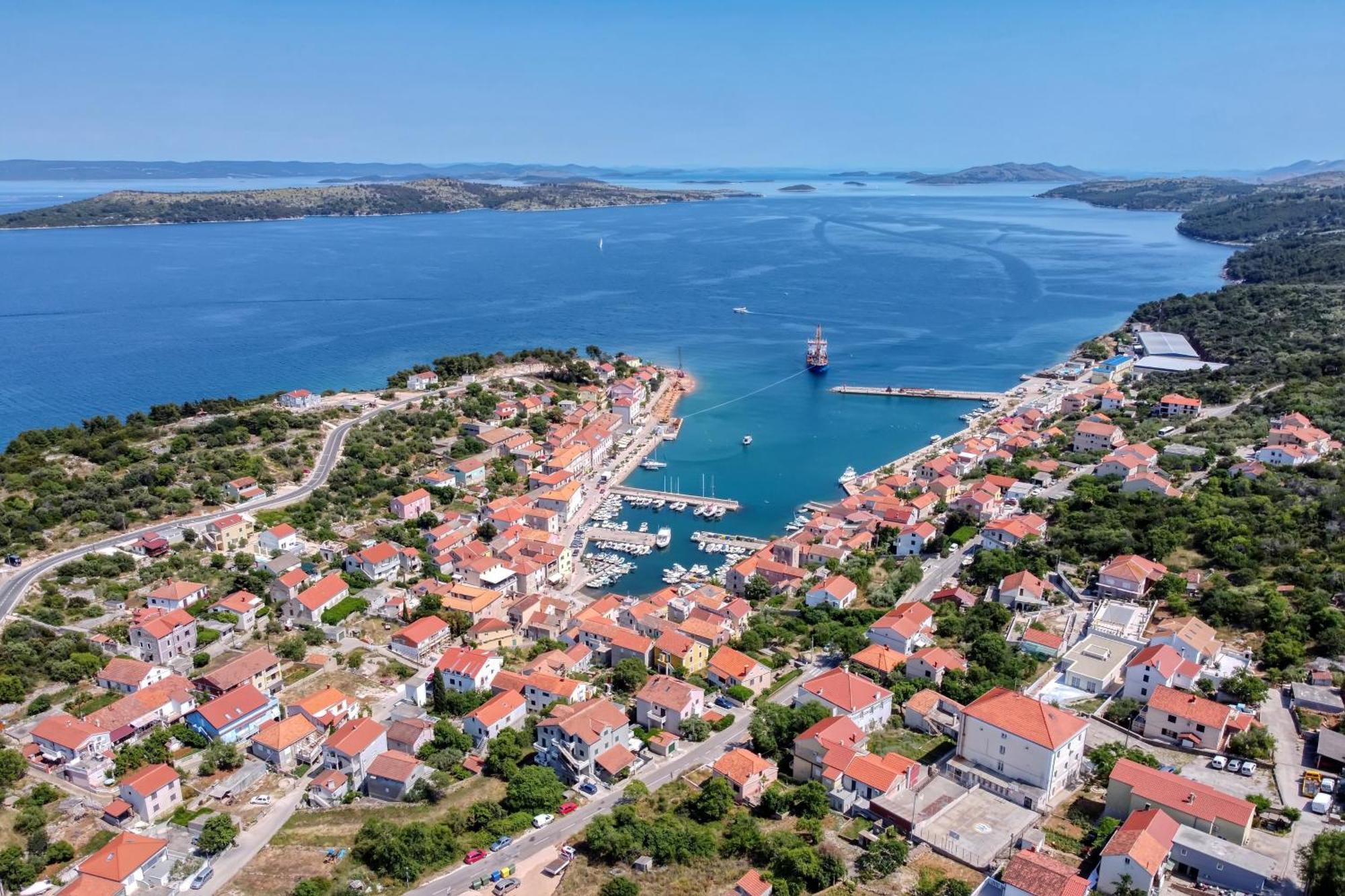Apartments With A Parking Space Sali, Dugi Otok - 8136 Екстер'єр фото
